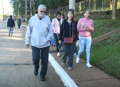 Foto de la galería: En honor a Fátima: con promesas y agradecimientos, los fieles cumplieron otra gran manifestación de fe a la Virgen