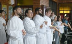 Foto de la galería: Con la devoción a Santa Rita, la ciudad rindió su fe y agradecimiento a la Patrona de las Causas Imposibles