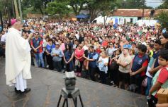 Foto de la galería: Con la devoción a Santa Rita, la ciudad rindió su fe y agradecimiento a la Patrona de las Causas Imposibles