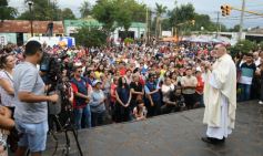 Foto de la galería: Con la devoción a Santa Rita, la ciudad rindió su fe y agradecimiento a la Patrona de las Causas Imposibles