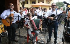 Foto de la galería: Con la devoción a Santa Rita, la ciudad rindió su fe y agradecimiento a la Patrona de las Causas Imposibles