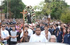 Foto de la galería: Con la devoción a Santa Rita, la ciudad rindió su fe y agradecimiento a la Patrona de las Causas Imposibles