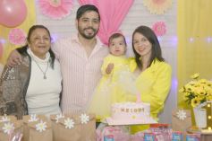 Foto de la galería: El primer añito de Melody Toledo Graf se vivió con el especial festejo y toda la alegría familiar