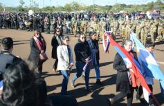 Foto de la galería: El Municipio de Garupá celebró sus 83 años con su tradicional desfile y reconocimiento a vecinos históricos