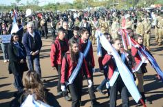 Foto de la galería: El Municipio de Garupá celebró sus 83 años con su tradicional desfile y reconocimiento a vecinos históricos