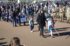 Foto de la galería: El Municipio de Garupá celebró sus 83 años con su tradicional desfile y reconocimiento a vecinos históricos