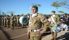 Foto de la galería: El Municipio de Garupá celebró sus 83 años con su tradicional desfile y reconocimiento a vecinos históricos