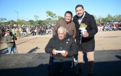 Foto de la galería: El Municipio de Garupá celebró sus 83 años con su tradicional desfile y reconocimiento a vecinos históricos