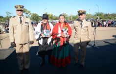 Foto de la galería: El Municipio de Garupá celebró sus 83 años con su tradicional desfile y reconocimiento a vecinos históricos