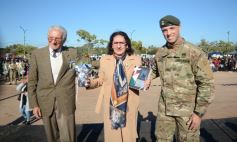 Foto de la galería: El Municipio de Garupá celebró sus 83 años con su tradicional desfile y reconocimiento a vecinos históricos