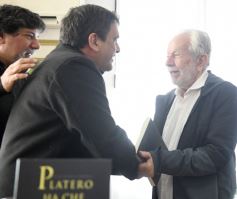 Foto de la galería: Logro cultural con sello misionero: presentaron la edición en guarani de "Platero y Yo" en Posadas