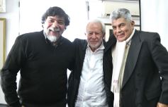 Foto de la galería: Logro cultural con sello misionero: presentaron la edición en guarani de "Platero y Yo" en Posadas