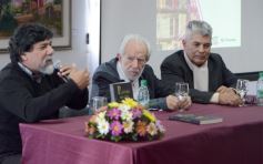 Foto de la galería: Logro cultural con sello misionero: presentaron la edición en guarani de "Platero y Yo" en Posadas