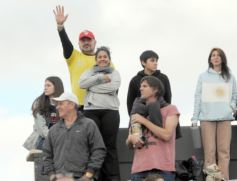 Foto de la galería: TC en Posadas: los fanáticos volvieron a vivir todo el folclore fierrero en la fiesta que fue el Rosamonte