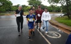 Foto de la galería: Maratón en El Brete: todo el entusiasmo compartido por familias y amigos en el día del autismo