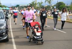 Foto de la galería: Maratón en El Brete: todo el entusiasmo compartido por familias y amigos en el día del autismo