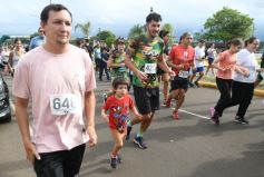 Foto de la galería: Maratón en El Brete: todo el entusiasmo compartido por familias y amigos en el día del autismo