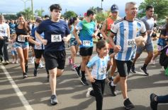 Foto de la galería: Maratón en El Brete: todo el entusiasmo compartido por familias y amigos en el día del autismo