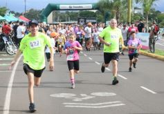 Foto de la galería: Maratón en El Brete: todo el entusiasmo compartido por familias y amigos en el día del autismo