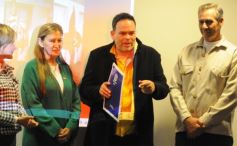 Foto de la galería: Ruta Arte en Posadas: el reconocido artista misionero Andrés Paredes dio inicio a esta iniciativa en el Cambas