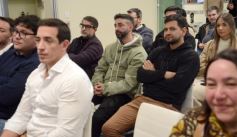 Foto de la galería: IA aplicada: presentaron en Silicon Misiones una propuesta de inteligencia artificial para soluciones en empresas