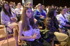 Foto de la galería: Ricky Sarkany en Posadas: el consagrado referente de la moda trajo su experiencia a la industria creativa misionera