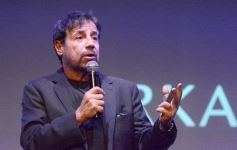 Foto de la galería: Ricky Sarkany en Posadas: el consagrado referente de la moda trajo su experiencia a la industria creativa misionera