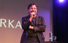 Foto de la galería: Ricky Sarkany en Posadas: el consagrado referente de la moda trajo su experiencia a la industria creativa misionera