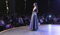 Foto de la galería: Ricky Sarkany en Posadas: el consagrado referente de la moda trajo su experiencia a la industria creativa misionera