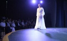 Foto de la galería: Ricky Sarkany en Posadas: el consagrado referente de la moda trajo su experiencia a la industria creativa misionera