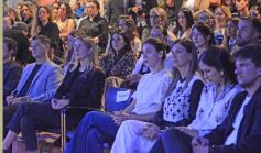 Foto de la galería: Ricky Sarkany en Posadas: el consagrado referente de la moda trajo su experiencia a la industria creativa misionera