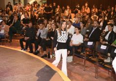 Foto de la galería: Ricky Sarkany en Posadas: el consagrado referente de la moda trajo su experiencia a la industria creativa misionera