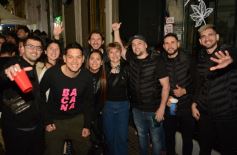 Sixto Fotografías. Sociedad. Canal 12 - Con todo el disfrute en calle Colón: la Casa del Streaming celebró sus 2 años con música, amigos y un nuevo Festreaming