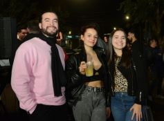 Foto de la galería: Con todo el disfrute en calle Colón: la Casa del Streaming celebró sus 2 años con música, amigos y un nuevo Festreaming