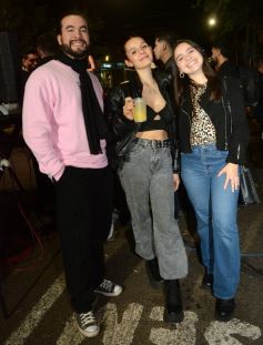 Foto de la galería: Con todo el disfrute en calle Colón: la Casa del Streaming celebró sus 2 años con música, amigos y un nuevo Festreaming