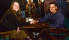 Foto de la galería: Con todo el disfrute en calle Colón: la Casa del Streaming celebró sus 2 años con música, amigos y un nuevo Festreaming