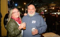 Foto de la galería: Con todo el disfrute en calle Colón: la Casa del Streaming celebró sus 2 años con música, amigos y un nuevo Festreaming