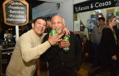 Foto de la galería: Con todo el disfrute en calle Colón: la Casa del Streaming celebró sus 2 años con música, amigos y un nuevo Festreaming