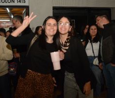 Foto de la galería: Con todo el disfrute en calle Colón: la Casa del Streaming celebró sus 2 años con música, amigos y un nuevo Festreaming