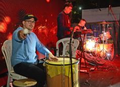Foto de la galería: Con todo el disfrute en calle Colón: la Casa del Streaming celebró sus 2 años con música, amigos y un nuevo Festreaming