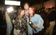 Foto de la galería: Con todo el disfrute en calle Colón: la Casa del Streaming celebró sus 2 años con música, amigos y un nuevo Festreaming