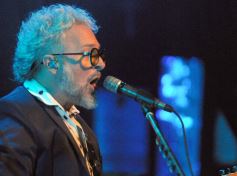 Foto de la galería: Los Tipitos en el Montoya: el rock nacional volvió a traer show con otro gran recibimiento del público misionero