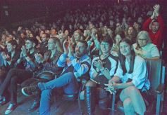 Foto de la galería: Los Tipitos en el Montoya: el rock nacional volvió a traer show con otro gran recibimiento del público misionero