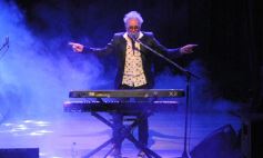 Foto de la galería: Los Tipitos en el Montoya: el rock nacional volvió a traer show con otro gran recibimiento del público misionero