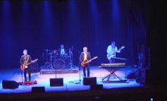 Foto de la galería: Los Tipitos en el Montoya: el rock nacional volvió a traer show con otro gran recibimiento del público misionero