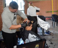 Foto de la galería: Operativo Integral en el Polideportivo Ñú Porá acercó importantes servicios con gran convocatoria de vecinos