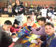 Foto de la galería: Operativo Integral en el Polideportivo Ñú Porá acercó importantes servicios con gran convocatoria de vecinos