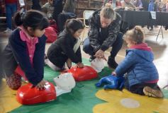 Foto de la galería: Operativo Integral en el Polideportivo Ñú Porá acercó importantes servicios con gran convocatoria de vecinos