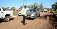 Foto de la galería: Operativo Integral en el Polideportivo Ñú Porá acercó importantes servicios con gran convocatoria de vecinos