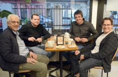 Foto de la galería: Trabajo, salidas y otras vueltas, en este varieté de recorridas con mucha gente amiga que se sumó en la ciudad